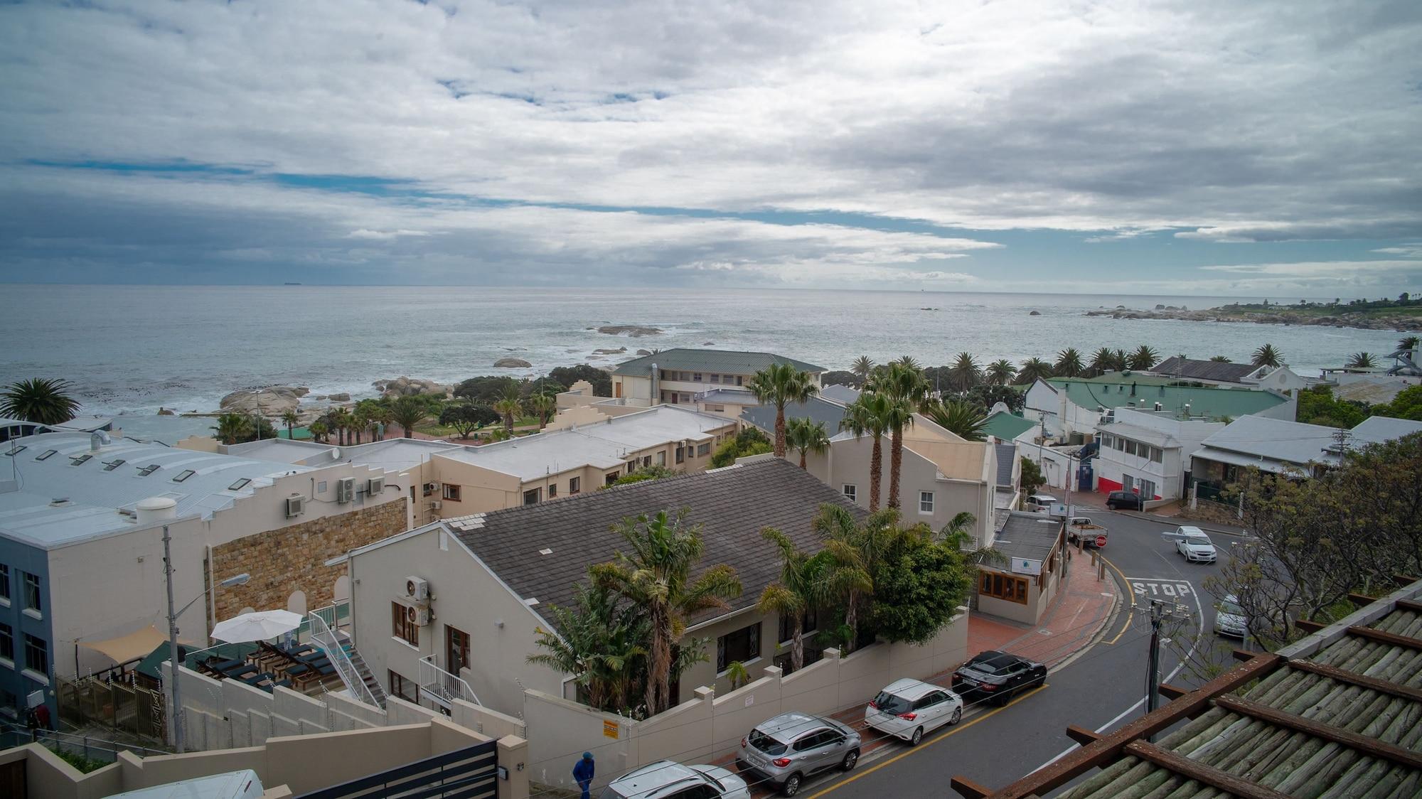 Primi Royal Hotel Cape Town Exterior photo